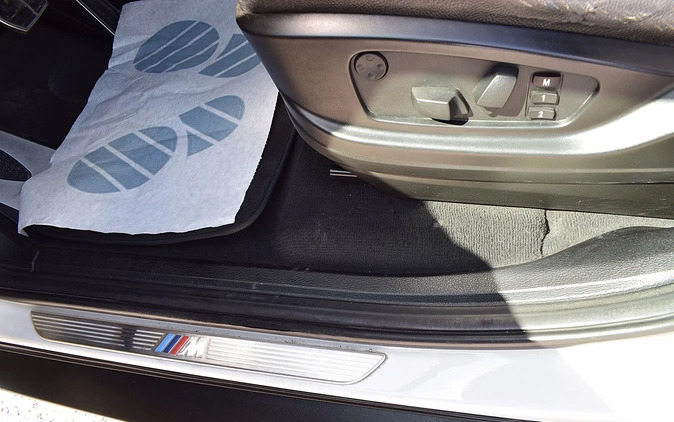 BMW X6 cena 92500 przebieg: 260000, rok produkcji 2012 z Radom małe 301